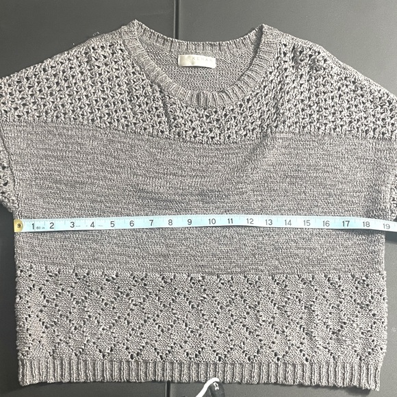 Kenar grey knit crop top with ribbing finish - Picture 6 of 7